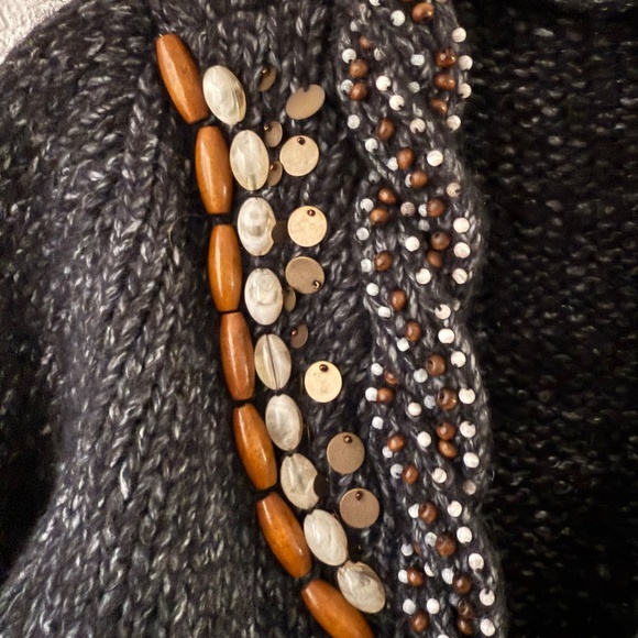 renee c. Gray beaded Mohair Wool Blend Cropped Bell Sleeve Sweater Size L - Picture 7 of 13